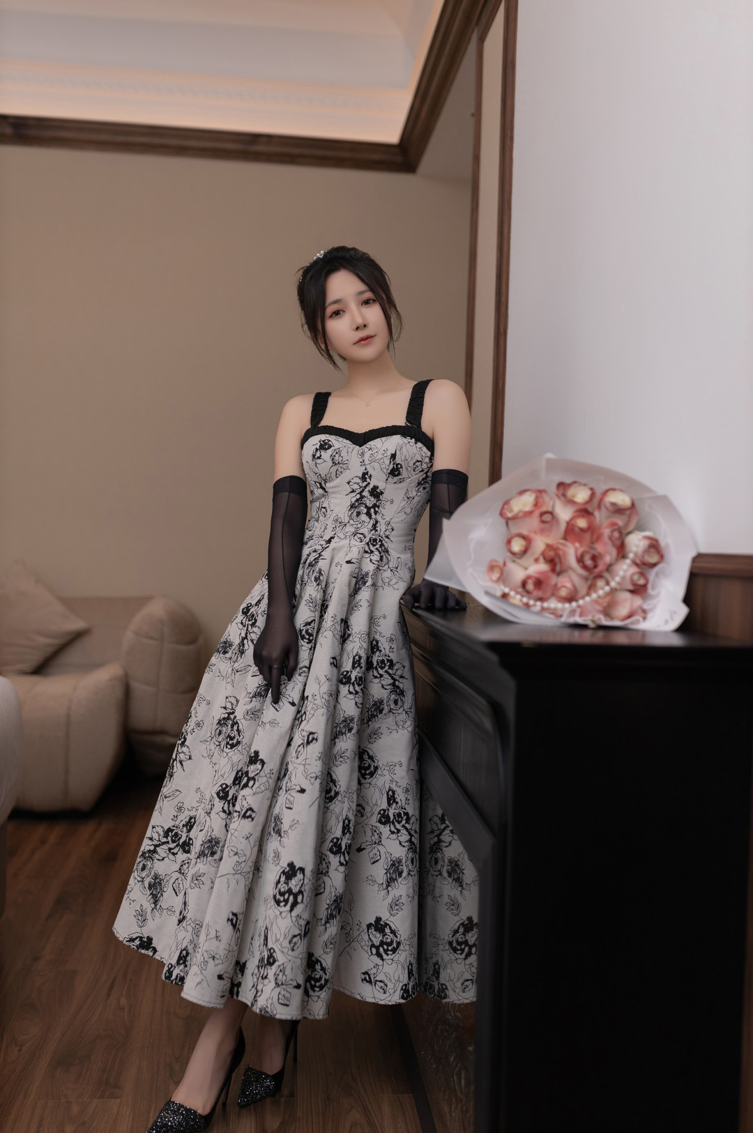 鱼子酱Fish-秀人内购无水印写真合集235套340GB