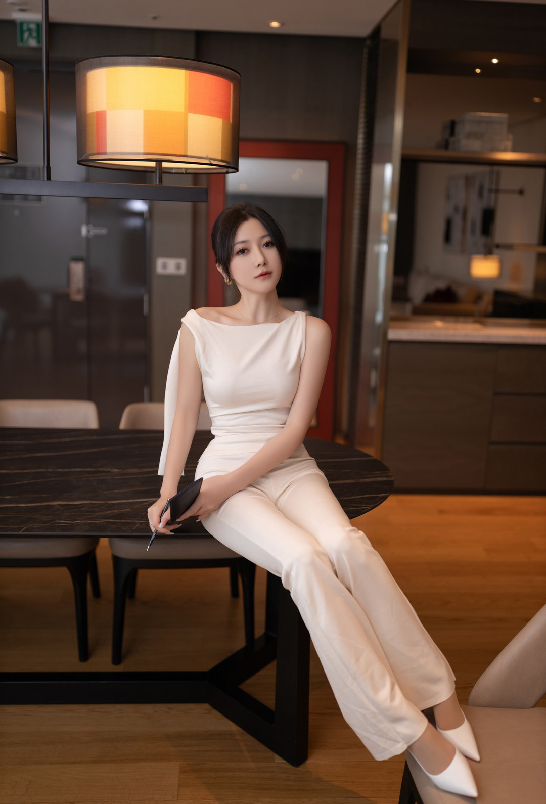 鱼子酱Fish-秀人内购无水印写真合集235套340GB